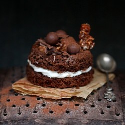 Irish Creme Chocolate Cakes