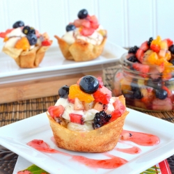 Fruit Salsa Yogurt Cups