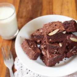 Almond Brownies