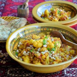 Spicy Cauliflower with Naan Bread