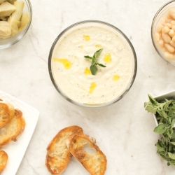 White bean and goat cheese spread