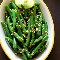 Healthy Snack of Roasted Green Bean