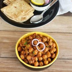 Pindi Chole Recipe