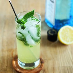 Basil Gin Fizz