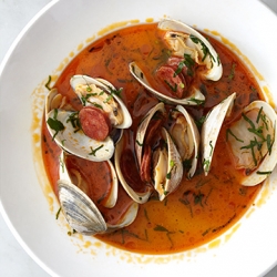 Steamed Littleneck Clams w/ Chorizo