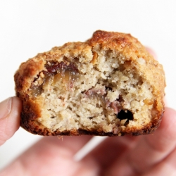 Sexy Banana Date Muffins