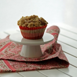 Carrot Muffins with Oat Streusel