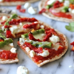 Veggie Flatbread Pizza