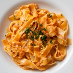 Pasta with Salmon and Cream Sauce