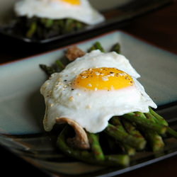 Roasted Asparagus & Fried Egg