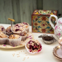 Raspberry, Honey & Pistachio Muffin