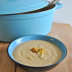 Roasted Cauliflower & Cheddar Soup