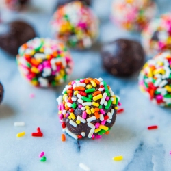 Healthy Fudgy Brownie Bites