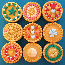 Vintage Brooch Biscuits