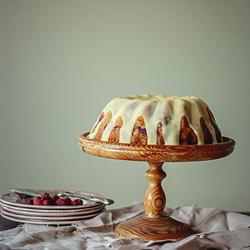 Yoghurt and Raspberry Bundt Cake