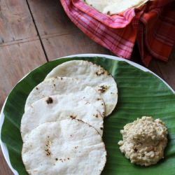 Akki Roti with Ellu Pajji