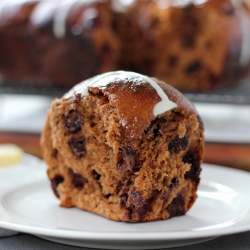 Mocha Hot Cross Buns