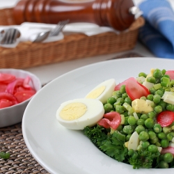 Pea Salad w/ Pickled Radish