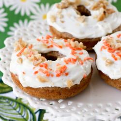 Baked Carrot Cake Donuts