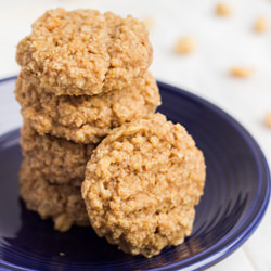 Peanut Butter Oat & Quinoa Cookies