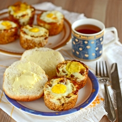 Baked Egg in Potato Cup