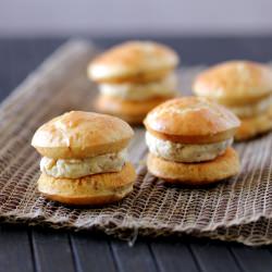 Kulich and Paskha as Whoopie Pies