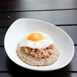 Soy Sauce Oats with Tuna and Egg