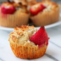 Eggless Banana Split Muffins