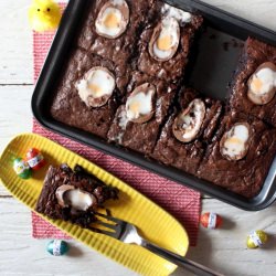 Creme Egg Melty Brownies