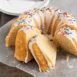 Vanilla Bean Malt Bundt Cake