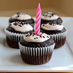 Chocolate Cupcake with Yogurt Icing