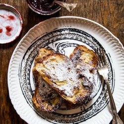 Strawberry Cream Cheese Pain Perdu