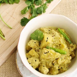 Aloo Posto / Potatoes in Poppy Seed