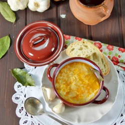 Garlic Soup`- Sopas de Ajo