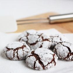 Chocolate Crinkle Cookies