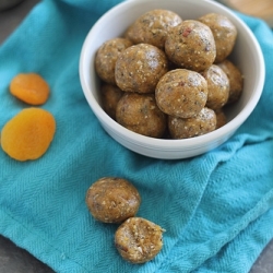 Almond Butter Snack Bites