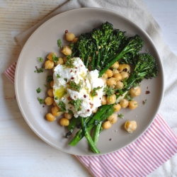 Crispy Broccolini Salad