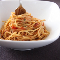 $4 Spaghetti Garlic Pomodoro