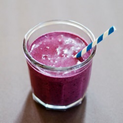 Blueberry Cashew & Coconut Smoothie