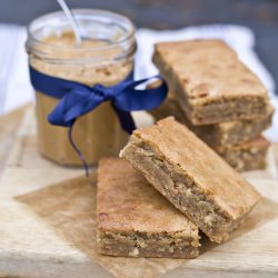 PB and White Choc Blondies