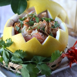 Vietnamese Pomelo Fruit Salad