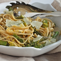 Whole-Wheat Linguini With Asparagus