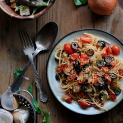 Tomato and Olive Pasta