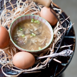 Mushroom Egg-Drop Soup