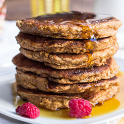 Healthy Applesauce Oatmeal Pancakes