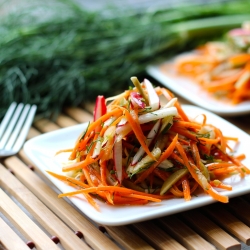 Carrot, Fennel and Olive Slaw