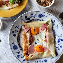 Customizable Breakfast Galettes