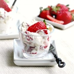 Strawberry Eton Mess