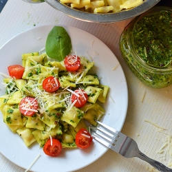 Homemade Spinach Pesto