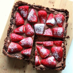 Strawberry & Chocolate Cream Pie